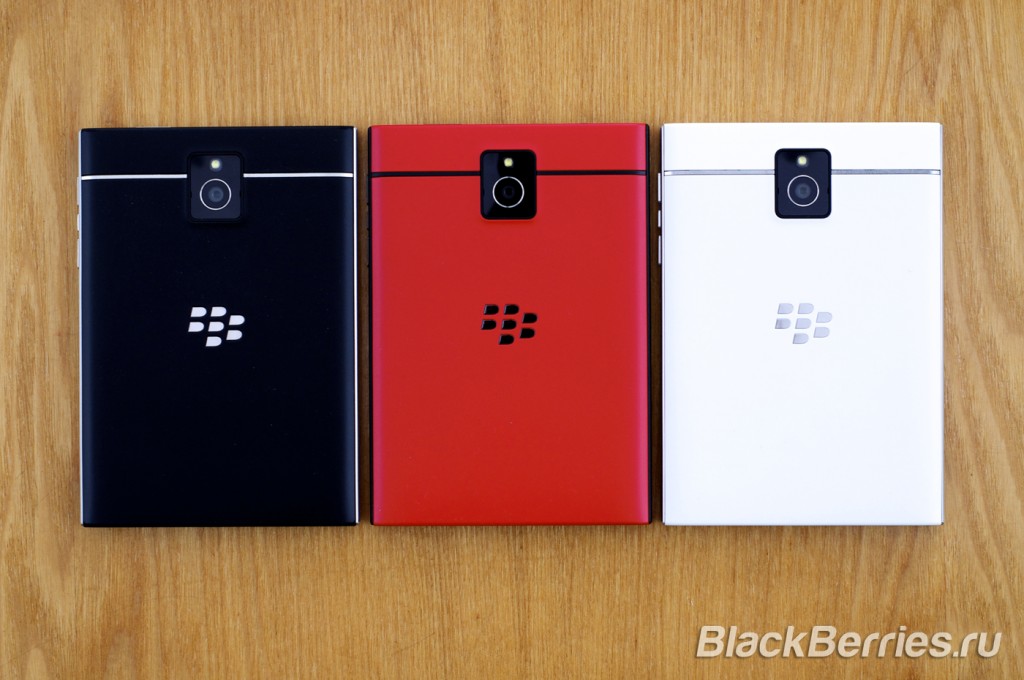 BlackBerry-Passport-Red-05