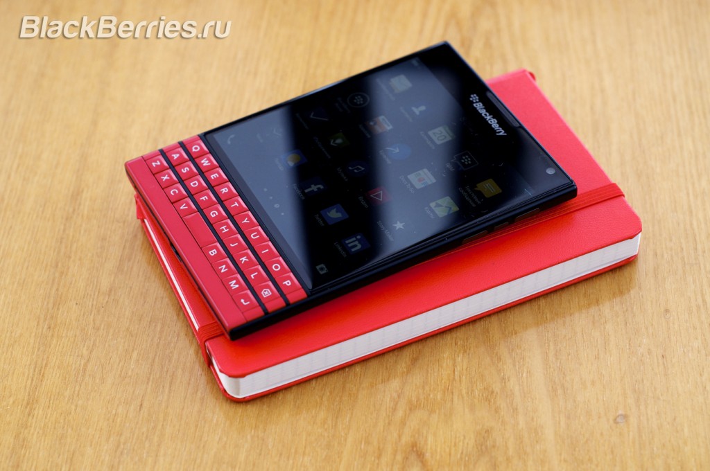 BlackBerry-Passport-Red-20