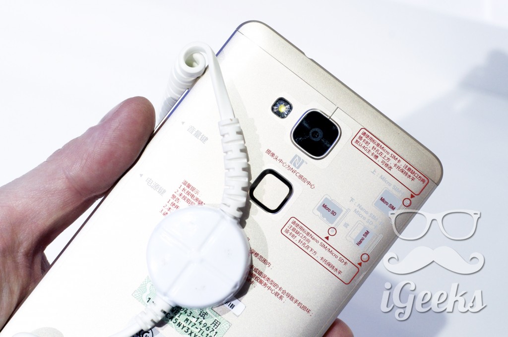 Huawei-Mate7-02