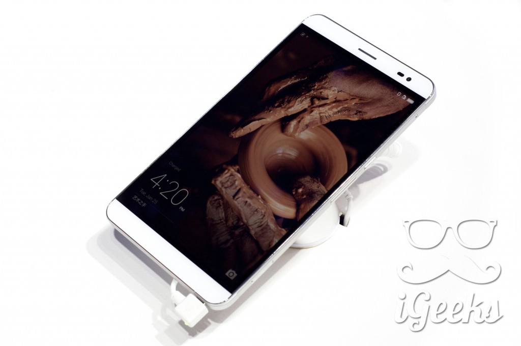 Huawei-MediaPad-X2-06