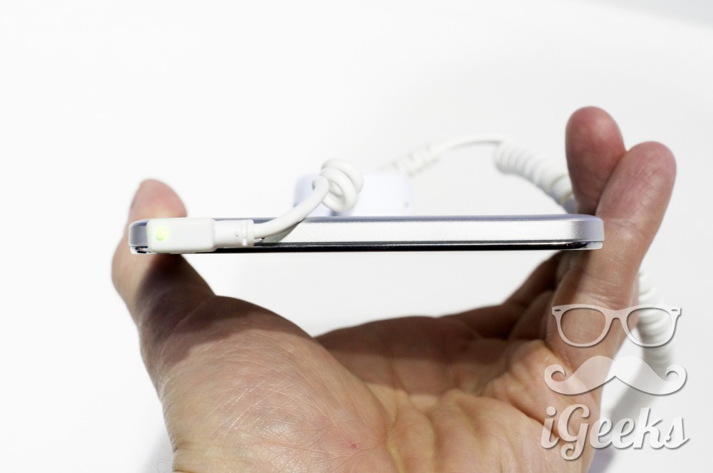 Huawei-MediaPad-X2-09